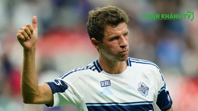 Thomas Muller ăn mừng cú hat-trick đầu tiên tại MLS trong màu áo Whitecaps.