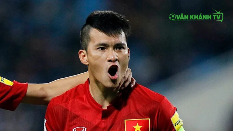 Cựu danh thủ Lê Công Vinh – lớp trưởng của Khóa học HLV B AFC