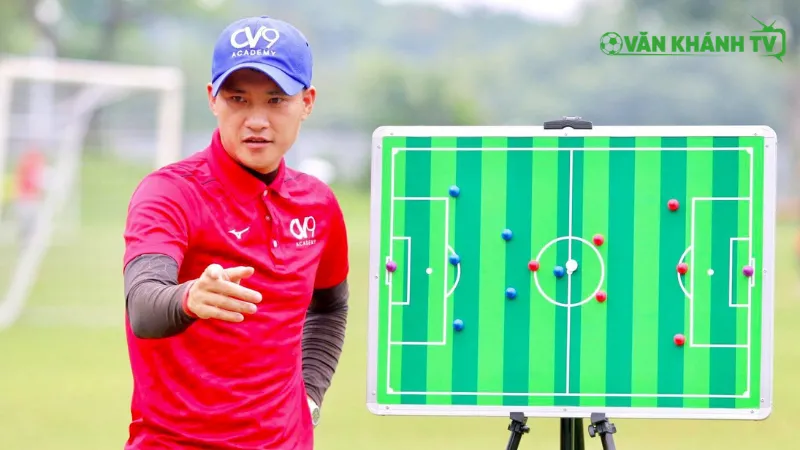Lê Công Vinh khởi đầu sự nghiệp huấn luyện viên với Khóa học HLV chứng chỉ ‘B’ AFC tại Hà Tĩnh