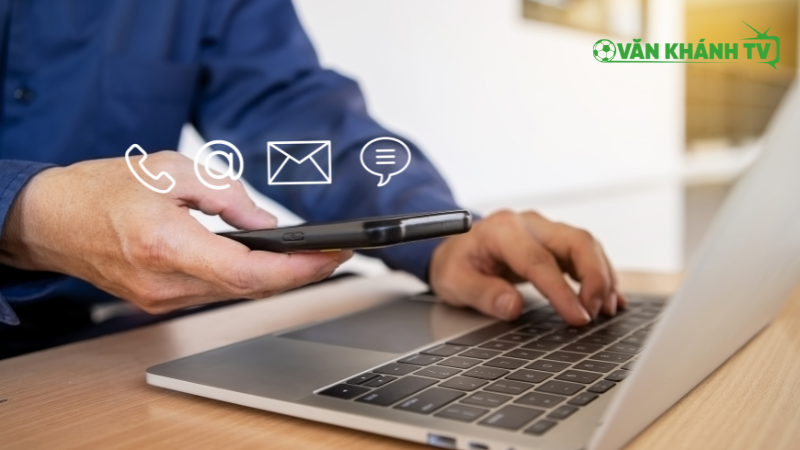 Hệ thống chat trực tuyến là cách để bạn liên hệ với chúng tôi nhanh nhất