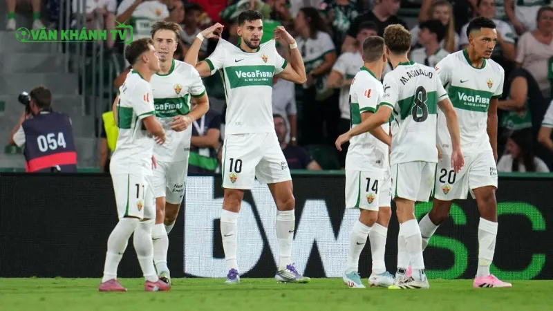 Elche đối mặt với thử thách lớn tại Sanchez Pizjuan, liệu họ có làm nên kỳ tích?